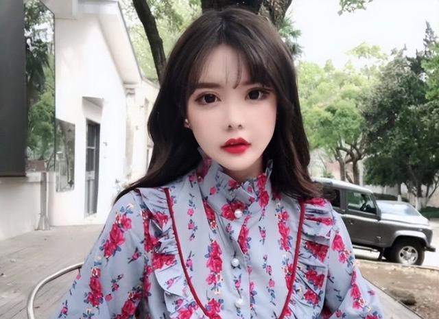 韩安冉|23岁韩安冉离婚后去整容，被嘲照着兜儿整的，第5任男友才20岁