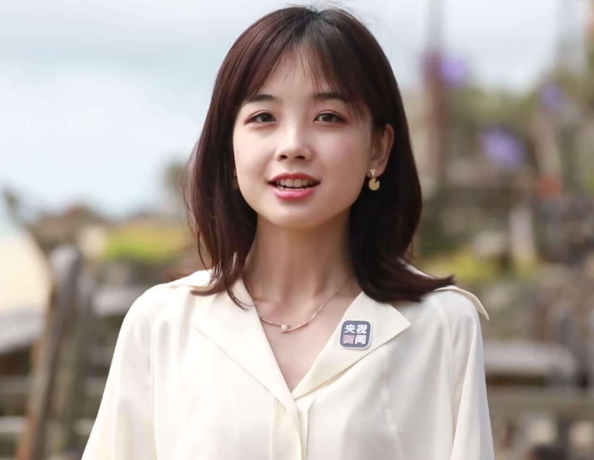 央视|央视小花王冰冰遭人肉，被曝大学与人同居过，官媒就此发声