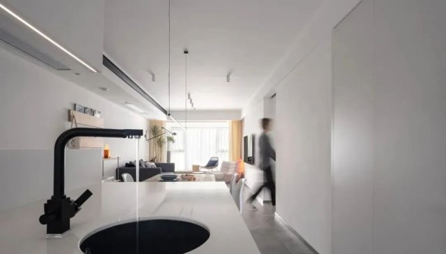 140㎡简约风格装修,用简单、干净的空间包裹温暖相伴人生