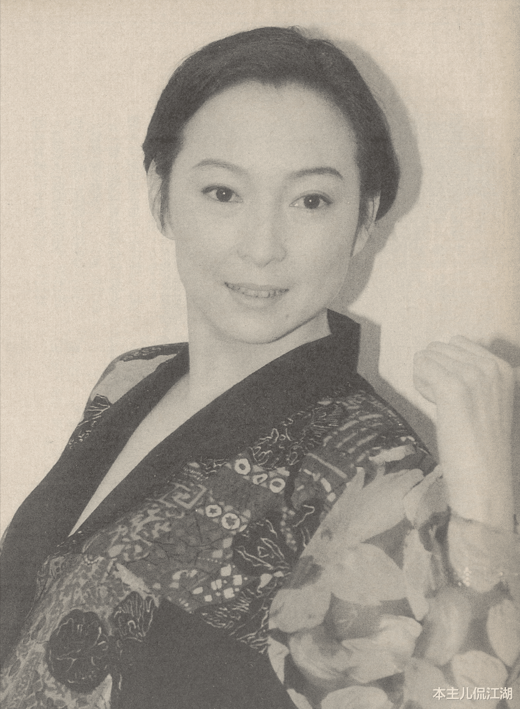 台湾|定居内地的7位台湾艺人，有人骄傲的手持身份证，有人暴富不珍惜