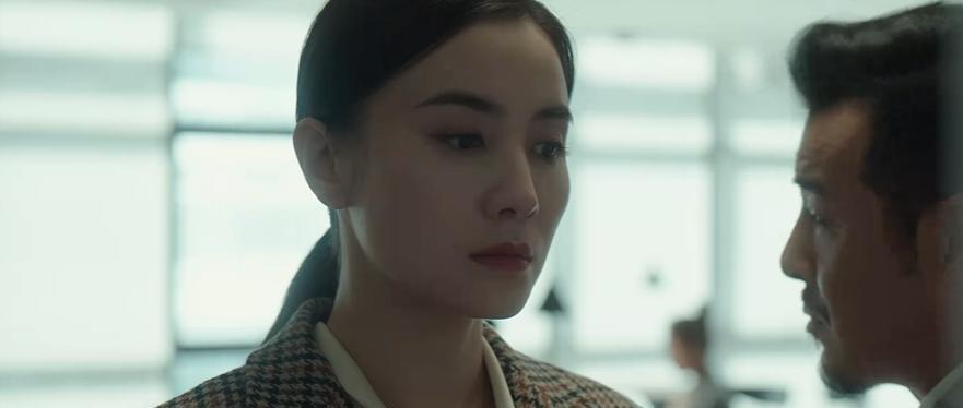 纵有疾风起|纵有疾风起：背破包，3天不换衣，烁冰的邋遢，讽刺了职场的虚荣