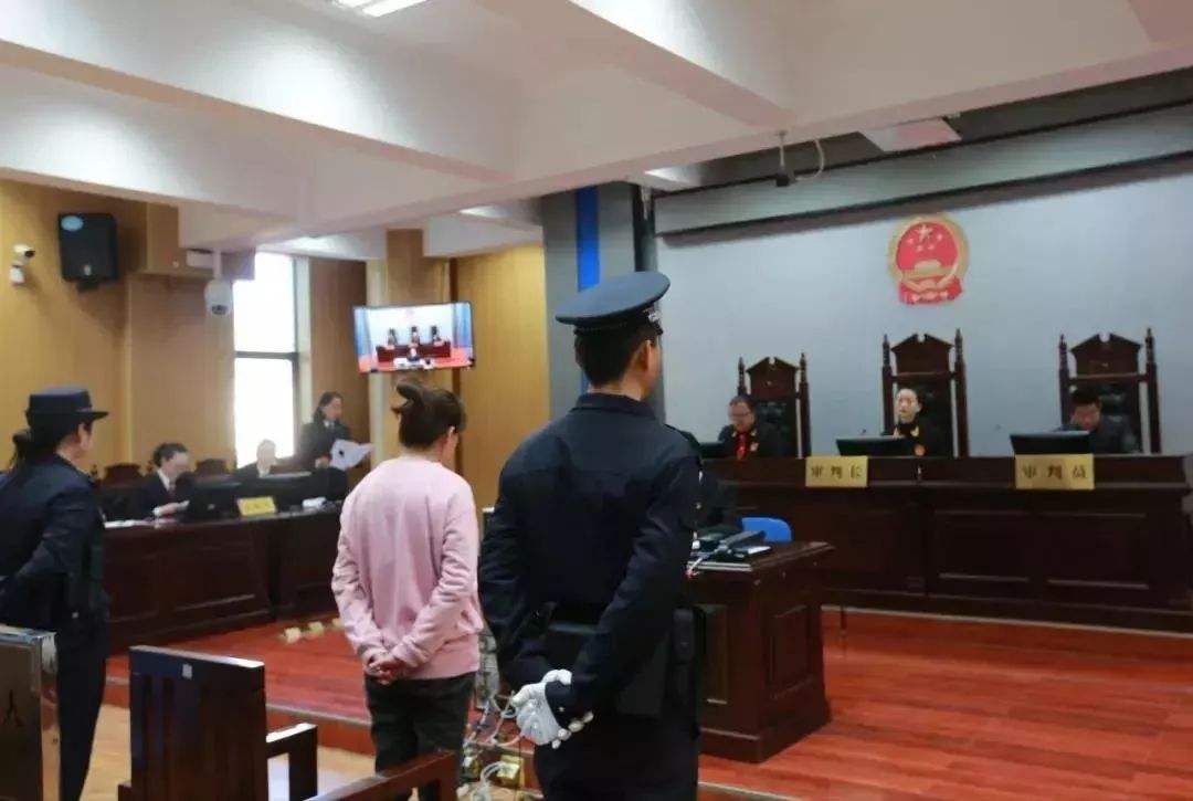 东莞|东莞太子酒店的大姐大蒋艳的往事：太子辉背后的女人，打工妹到特殊培训师之路