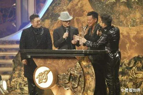 刘德华|珍贵影集，十大劲歌金曲上的刘德华有多牛？回头吐舌头成了经典画面