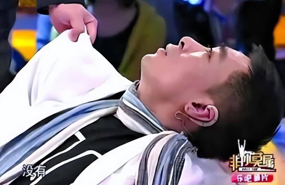 大学生|“央视名嘴”张绍刚:走到今天这个地步,怪不得别人