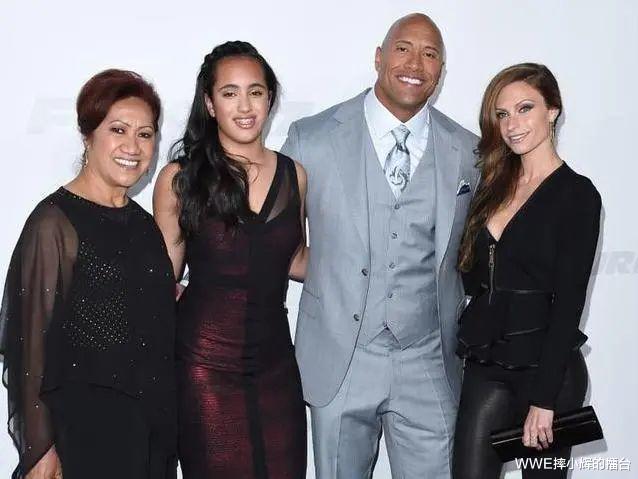 道恩·强森|家族内战一触即发，巨石强森回归在即？此人竟得到本尊大力赞赏？