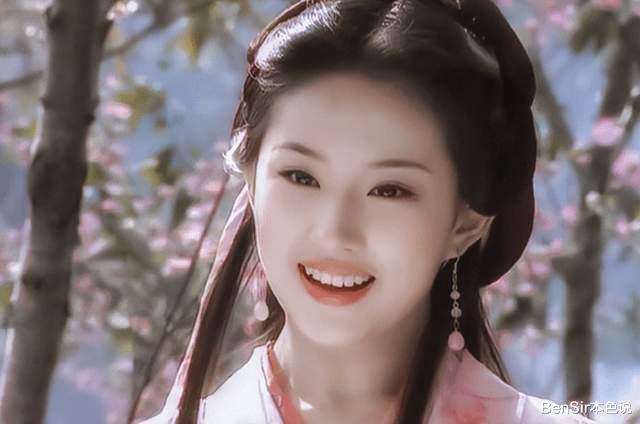 张曼玉|张曼玉：爱情里卑微到尘埃，事业上强大到极致