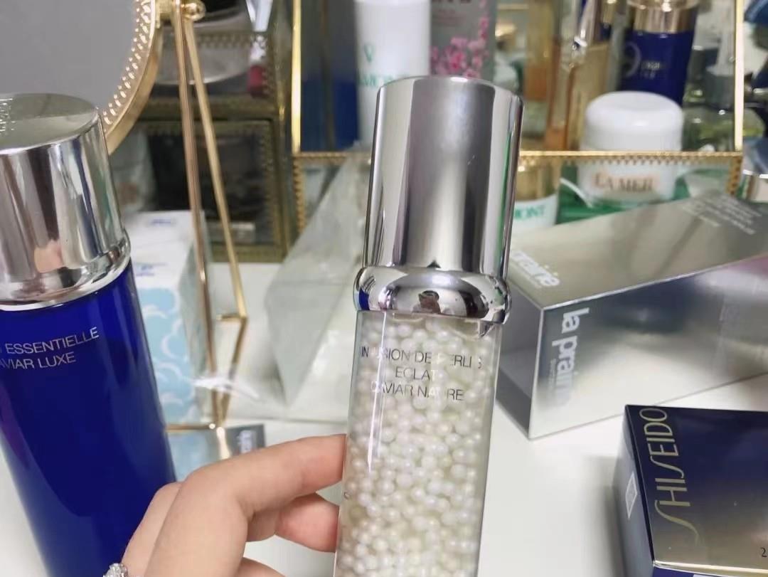 护肤 大名鼎鼎的4款贵妇精华：海蓝之谜修护维稳，小棕瓶适合轻熟龄肌
