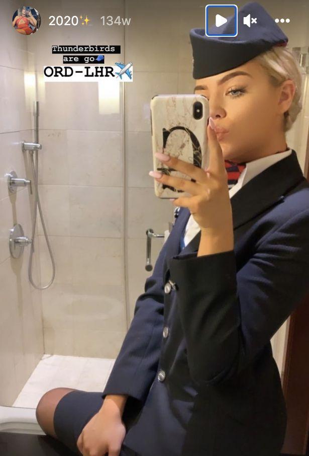 阿森纳门神求婚成功!未婚妻是高颜值空姐,三狮太太团添佳丽(图)