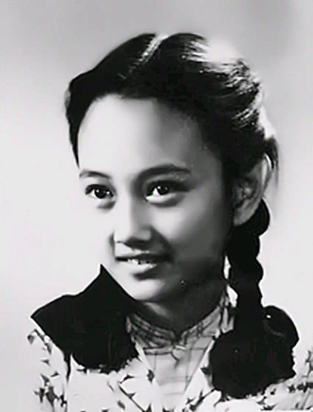 王晓棠|王晓棠：无数60后心中白月光，经历丧子丧夫，88岁依旧优雅坚强