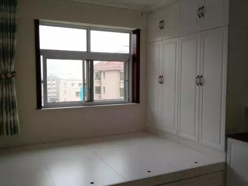 家里做个榻榻米实用吗?我还没入住已经很“后悔”