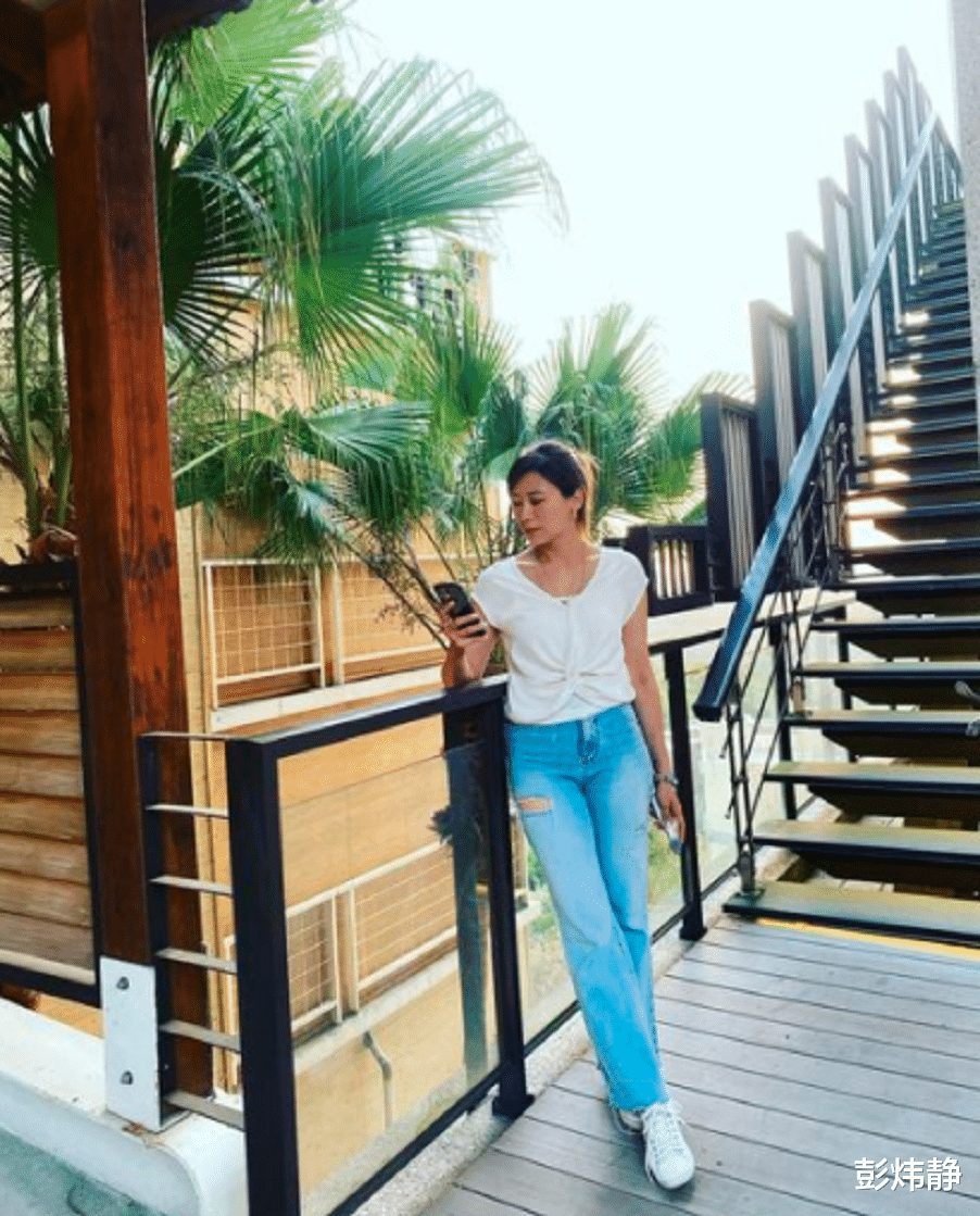 连静雯|42岁女星网恋被骗676万！从未见面称对方老公，有恐婚症至今未婚