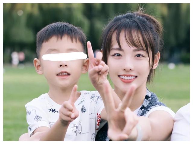 张嘉倪爱得起放得下，邵晴发视频自证清白，买超神隐，一团乱麻