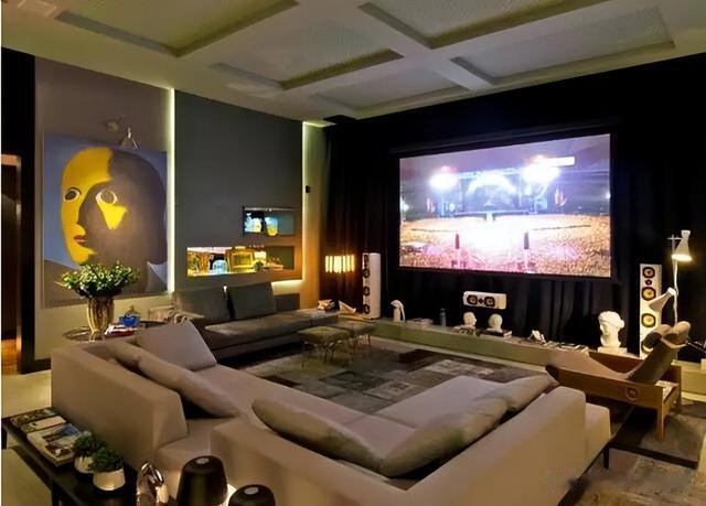 兰州|千万豪宅装修完毕，C罗亲自招聘家政人员