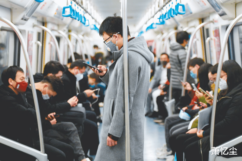 人力资源|一张上海打工人真实工资表，撕开了多少人的遮羞布