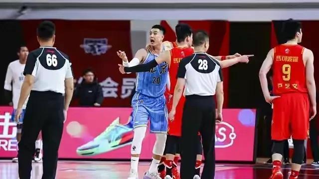|秦晓雯重要决定，首钢主帅二选一仍考虑洋帅，和翟晓川关系不一般