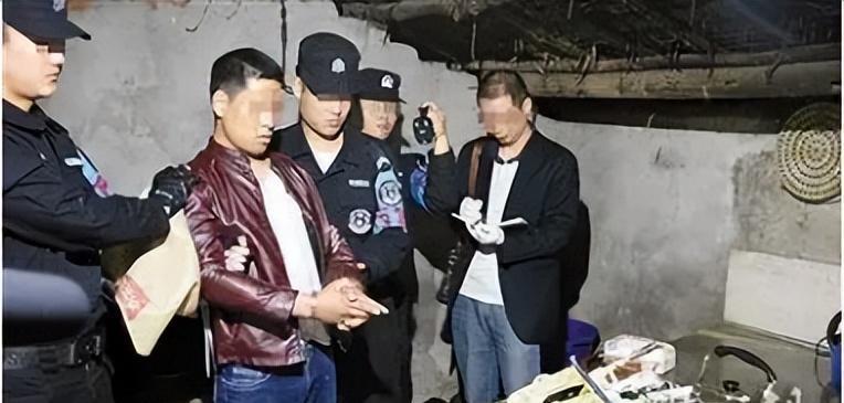 2019年,女毒枭被警方押解回国,审讯时称:黄赌毒其实都不赚钱