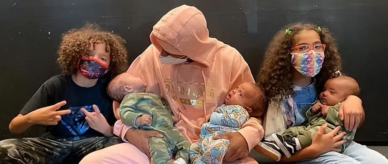 金城武|好莱坞明星公开反对一夫一妻制，却在8年里同时交往多名女性