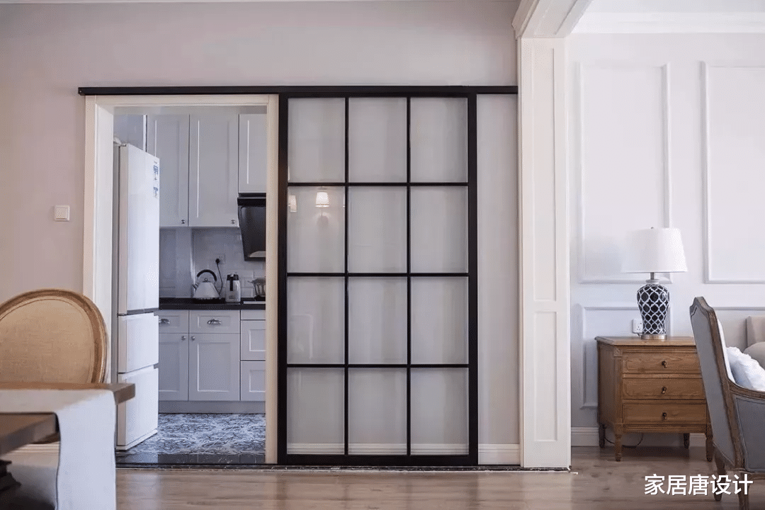 推拉门选吊轨还是地轨?分别使用半年后,终于有了答案!