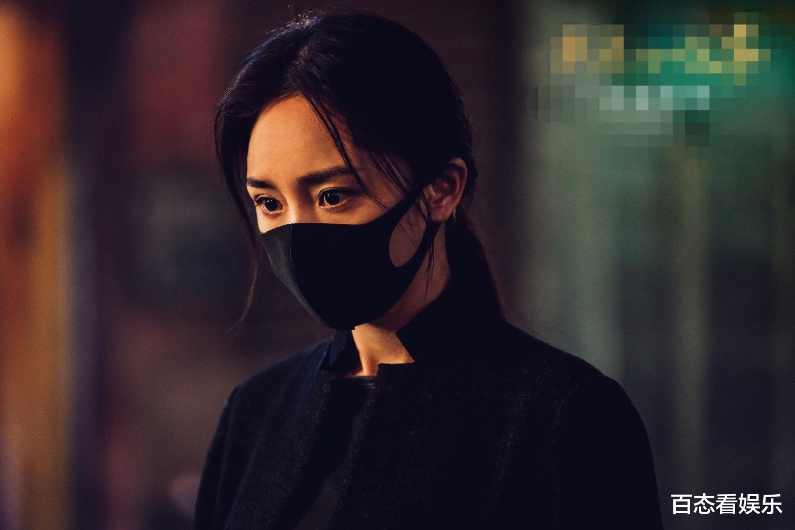 杨幂|抠脚4个月后，“杨幂”要演双女主剧了？抛弃古偶的她简直帅炸了