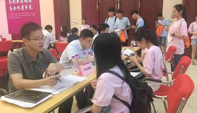 事业单位|12月起事业单位开始招人，全国都有岗位，3类人可以“优先招录”