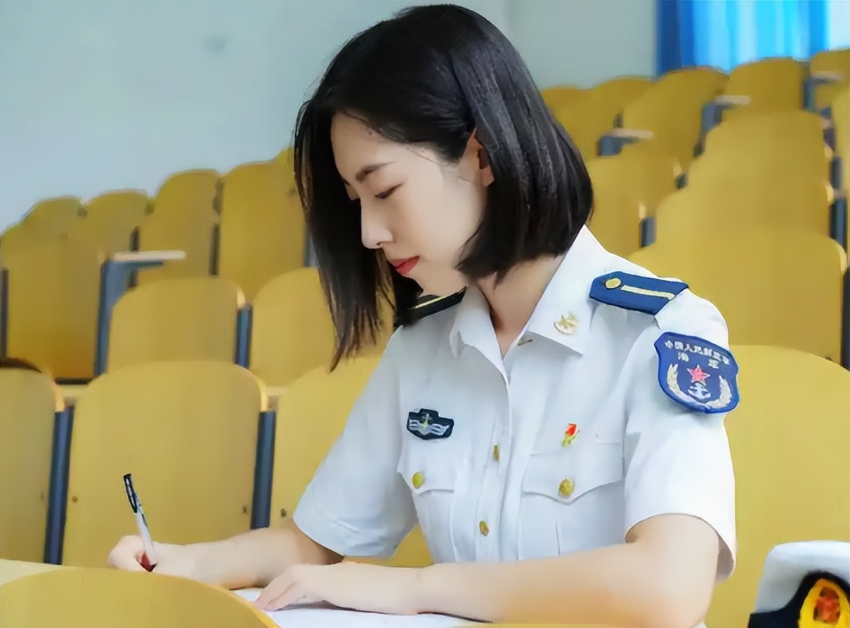 终于不用叫“招弟”了,河南女生改名走红,网友:重男轻女真可怕