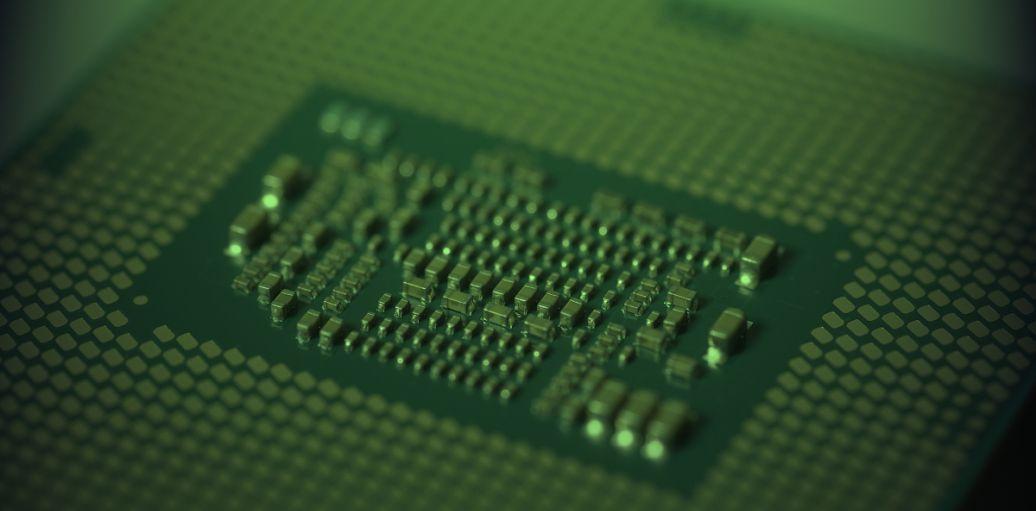 摩托罗拉|惨遭打脸! iPhone13被国外大神拆解之后, 没有一颗核心芯片来自中国