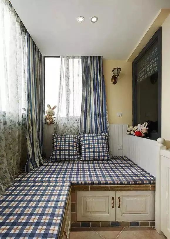 89平三室新房,头一次见电视柜这么装,卫生间也实用极了!