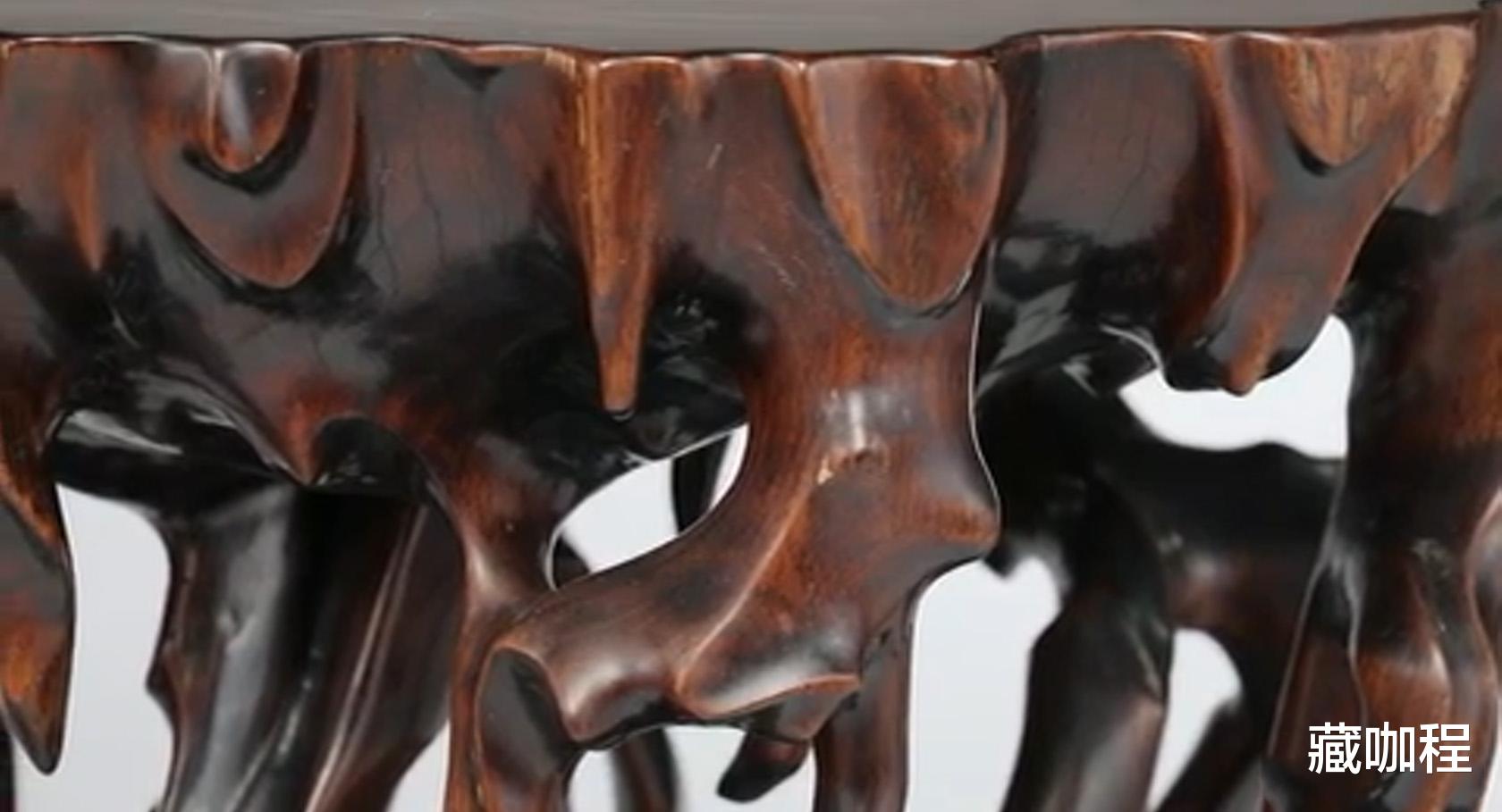 |一块玉厚五厘米,黄花梨翘头案牙板双整挖