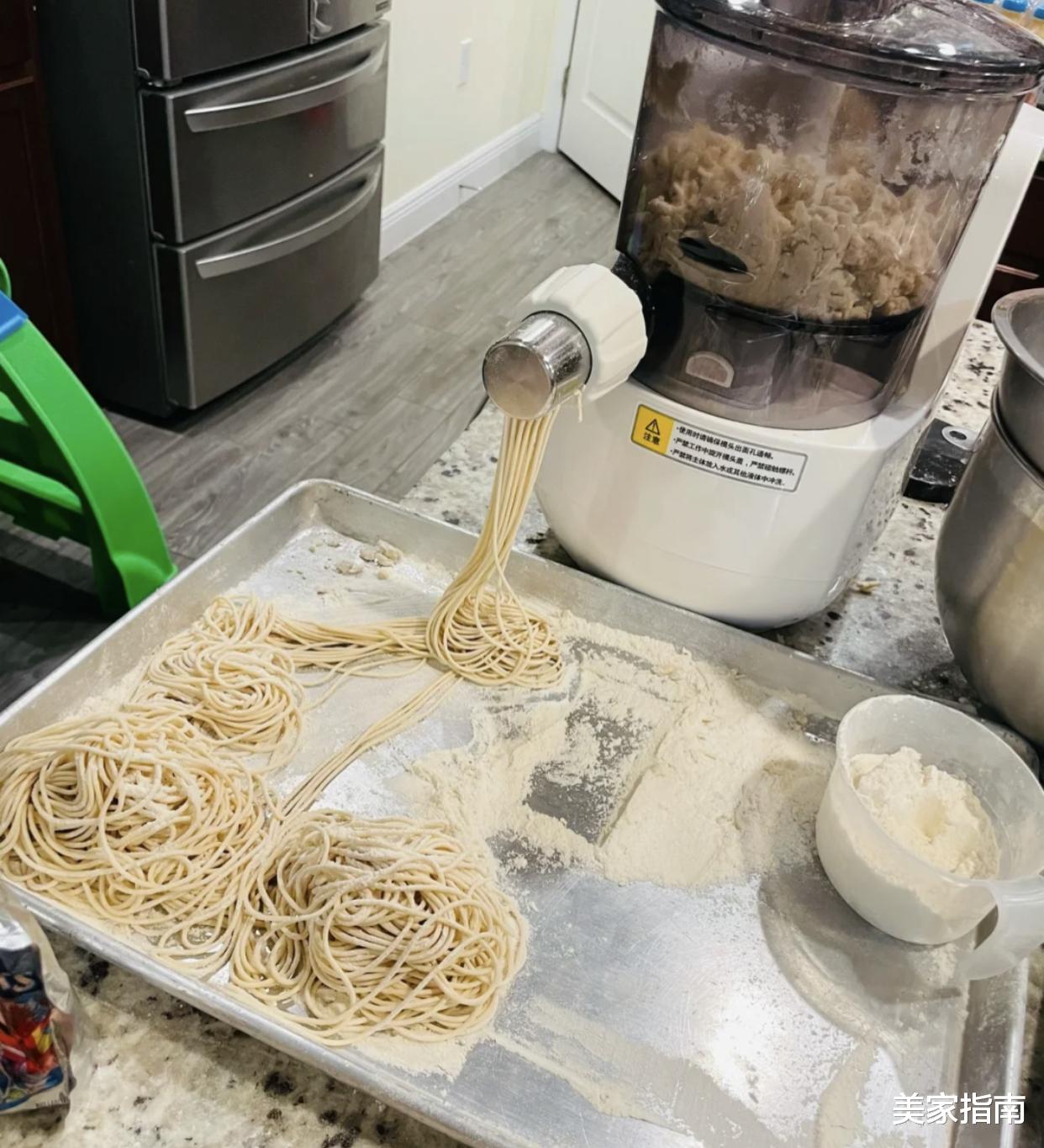 厨房里9种小家电,别再跟风种草了,一年用不了两回,买回家积灰