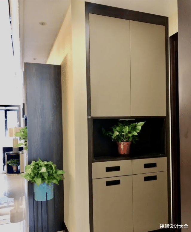 130㎡三房两厅轻奢风,装完发朋友圈,亲朋问我啥时候买的别墅!