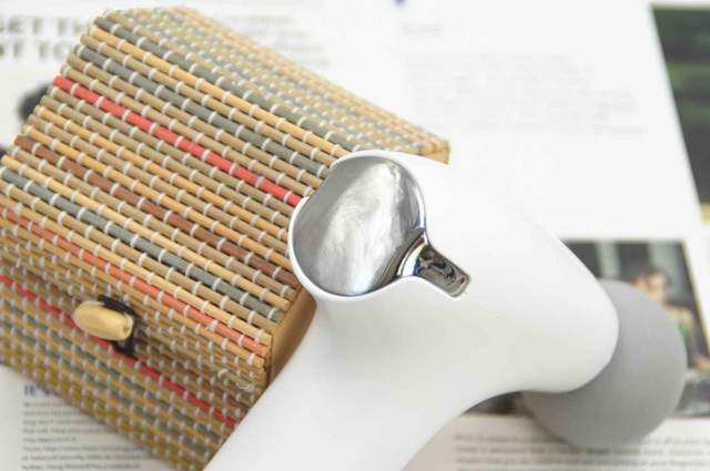 成交额 先敷后按,舒筋解乏,荣耀亲选口袋筋膜枪评测