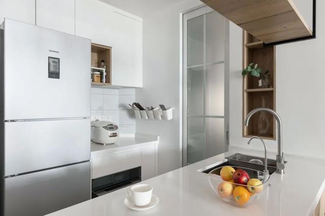 难怪“去客厅化”装修越来越火,看了她家才知道,真的太实用了