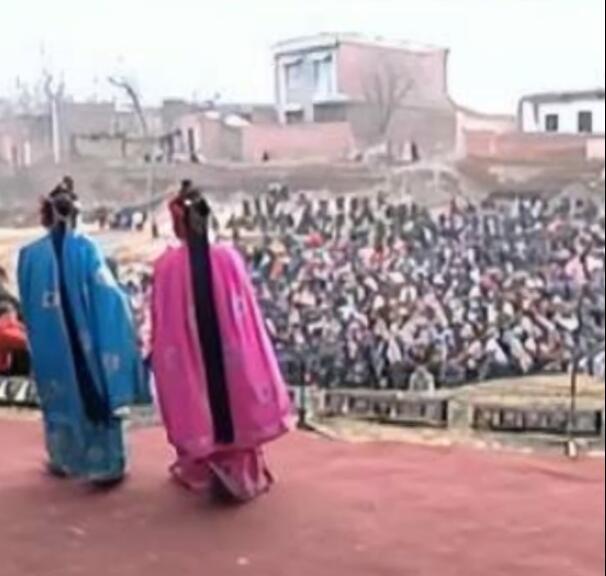 卡戴珊|马金凤逝世，河南卫视公开其年轻照：3次被卖3次改名，一生不吃凉