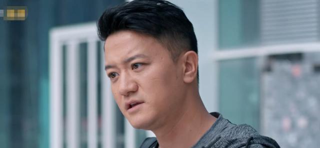 柳岩|柳岩新戏又变美了，剧中主动献吻胖男配，男方发福身材引争议