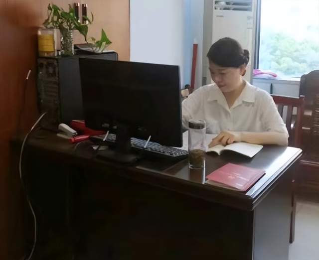 姚策|杜新枝发文诉说委屈,称姚策走后网暴仍未停止,或是不懂网暴含义