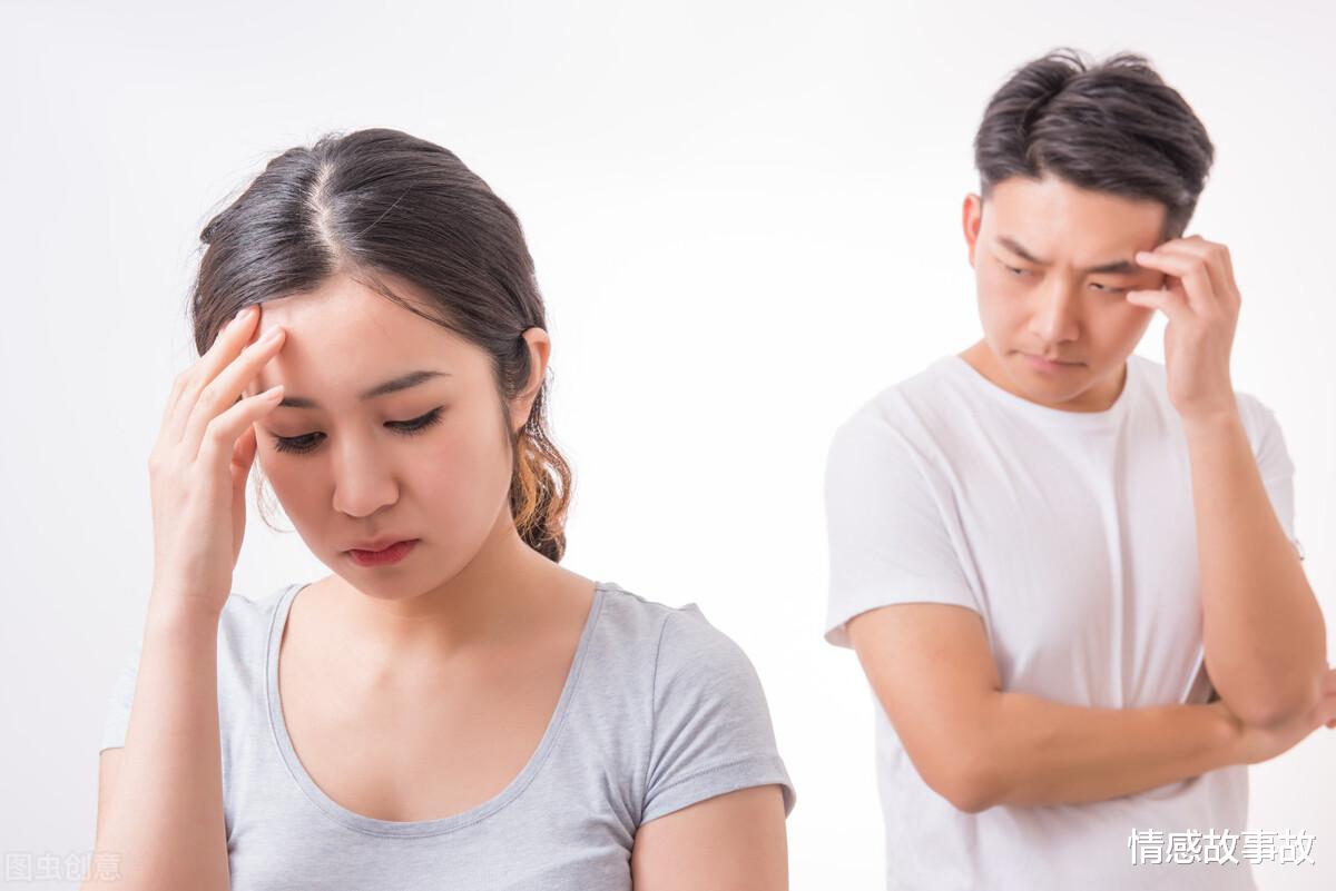 妻子风雨不改天天夜跑，妻子：减肥，我：滚，减肥去小树林？离婚