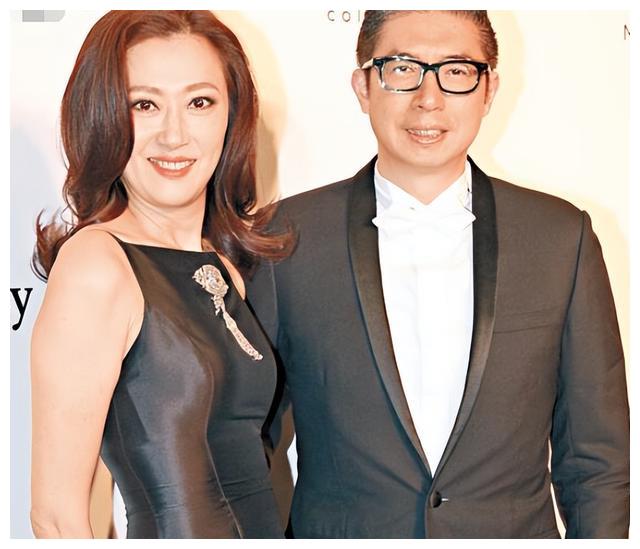 豪门|这对香港豪门夫妻，也太乱了吧