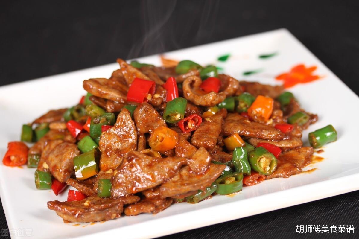 白萝卜|餐桌上的“胆固醇大户”被揪出,肥肉排不上号,医生提醒:不想给血管添堵,尽量少吃