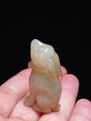 新疆维吾尔自治区|明 和田玉籽料 白玉 玉兔 把件