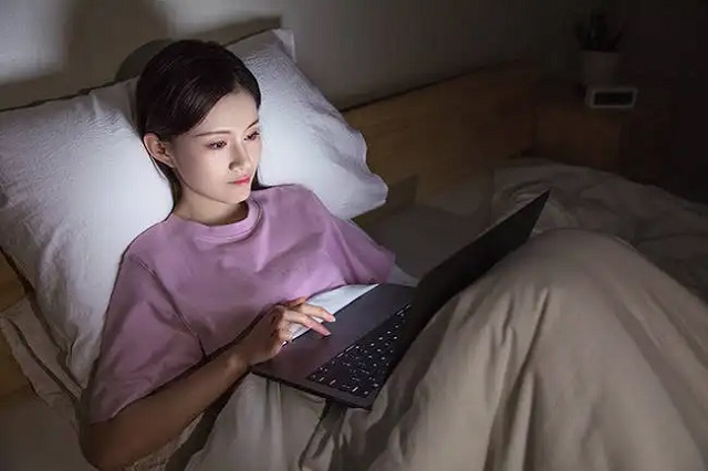 心肌梗塞|女人老得快的原因，熬夜首当其冲，第二个很多人在犯，做好两少一多