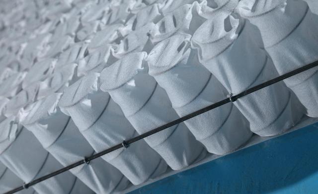 房价|棕床垫和弹簧床垫哪个更舒服？我两种都在用，可以回答这个问题