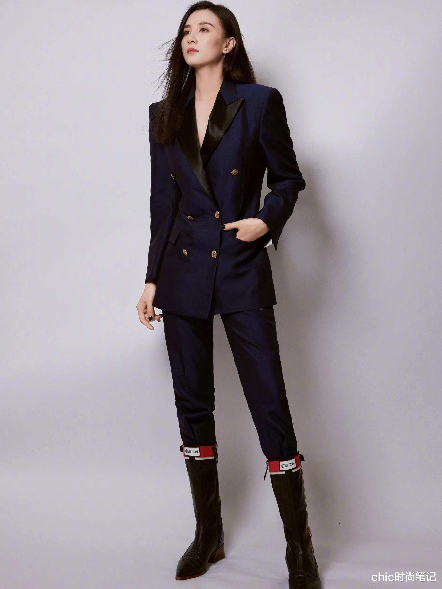 宋佳|《盛装》宋佳职业女主编竟这么穿?有点像是中国版穿普拉达的女王