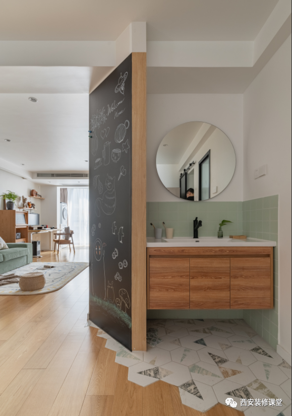 85㎡两室旧房改造，三口日式温暖家