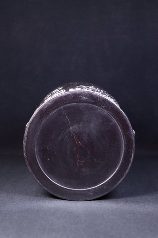 文房|回流：老紫檀木雕“虎虎生威”文房笔筒。