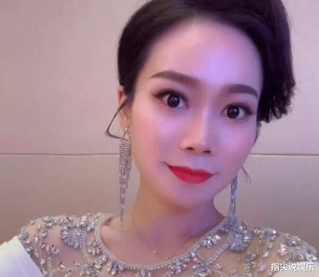 美女主持人感冒住院突离世,尸检结果存疑,家属曝生前对话讨公道