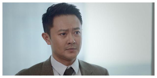 底线|《底线》：是捍卫尊严还是保留脸面，两起职场骚扰案给出了答案