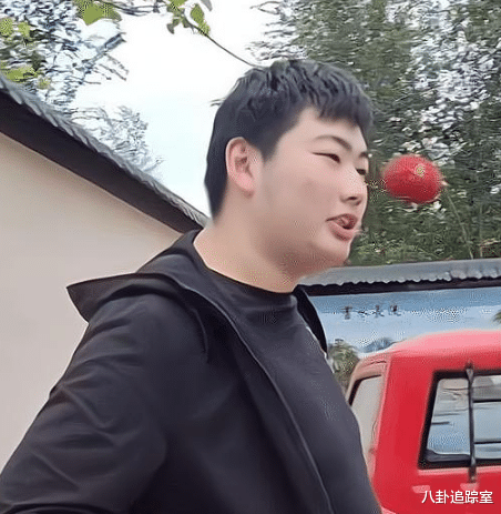 陈萌|陈萌朱小伟疑感情生变！女方被赶出家门，感叹人生不易只能靠自己