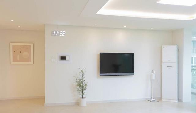 把150土气二手房翻新成极简风,妻子的审美真不错,一家人都满意