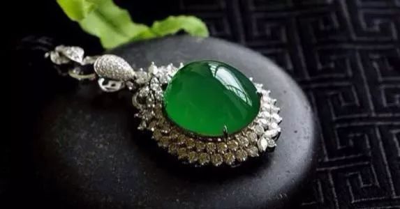 雕刻|收藏翡翠要有“七心”,那你知道是哪“七心”吗?