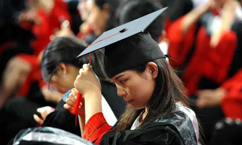 求职|“我们以本科为准”,博士面试被拒,“高考定终身”并非没道理